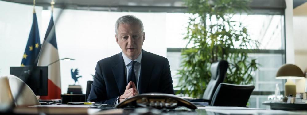 Le ministre de l\'Economie, Bruno Le Maire, à son bureau au ministère, à Paris, le 3 avril 2020.